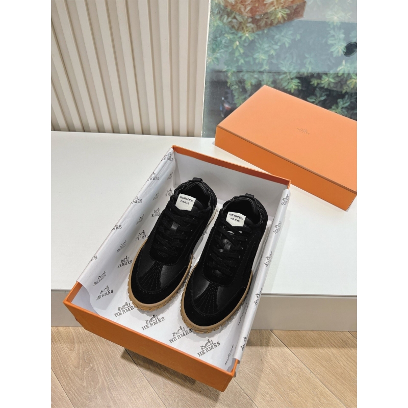 H**mes sneakers